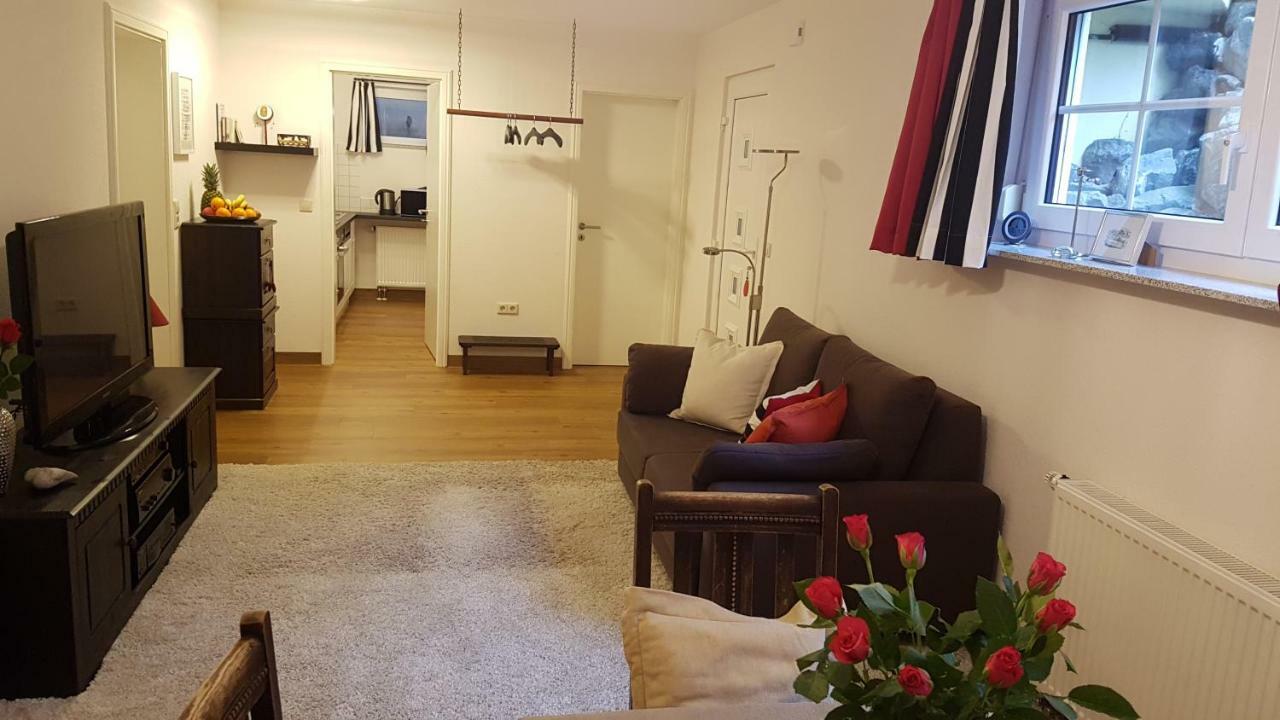 Ferienwohnung "Waldeck" Nahe Messe Und Bodensee フリードリヒスハーフェン エクステリア 写真