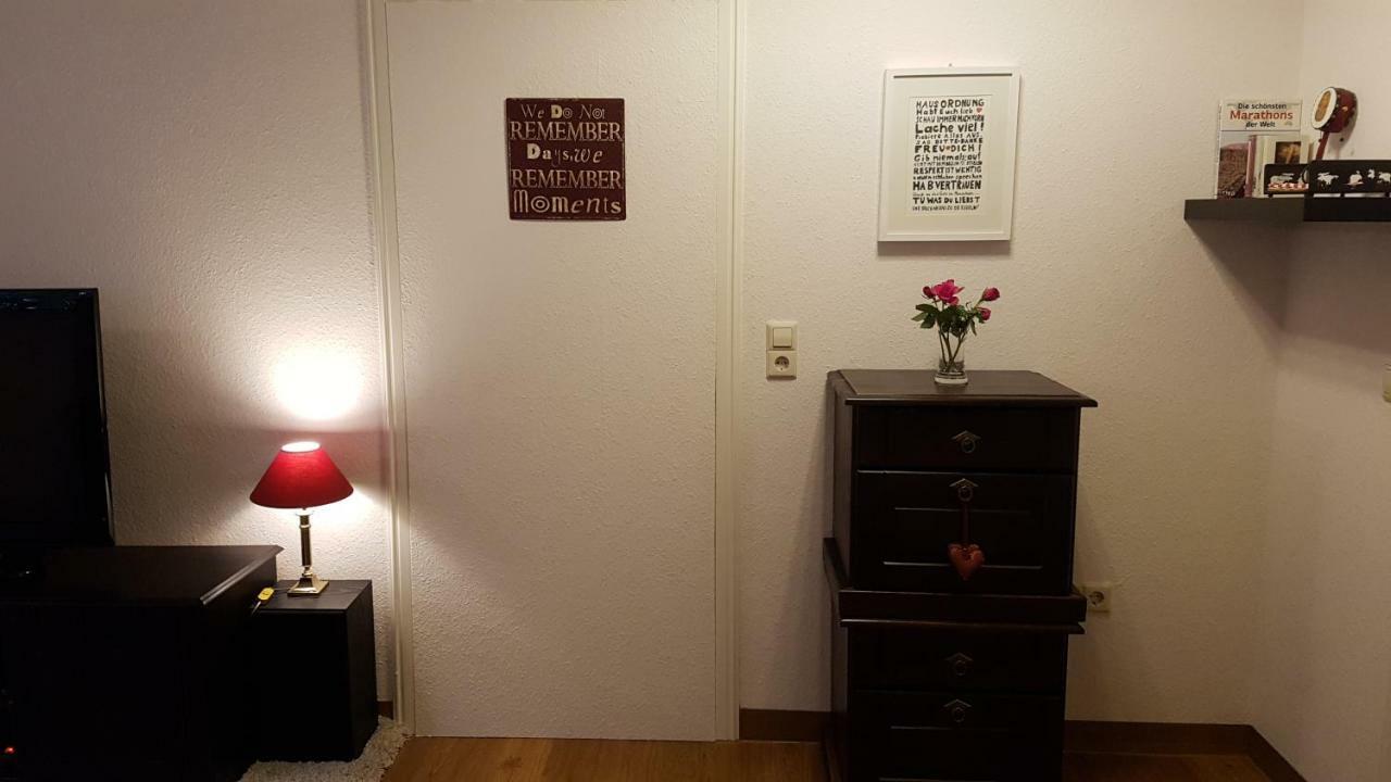 Ferienwohnung "Waldeck" Nahe Messe Und Bodensee フリードリヒスハーフェン エクステリア 写真