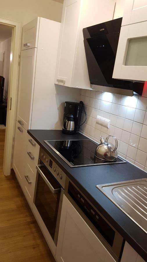 Ferienwohnung "Waldeck" Nahe Messe Und Bodensee フリードリヒスハーフェン エクステリア 写真